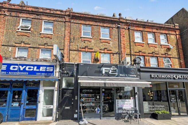 Flat 3, 221 Lower Mortlake Road, Richmond, London, TW9 2LN