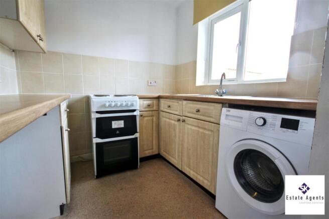 Open-Plan Lounge and Kitchen