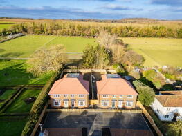 1, Hawthorn Mews, Homestead Lane, East Studdal CT15 5BN