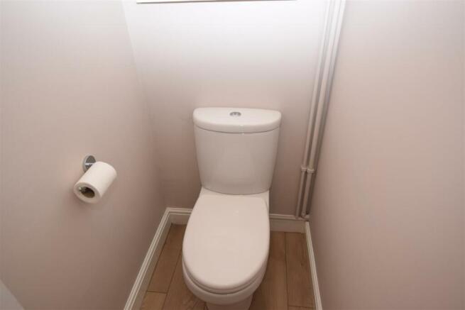 SEPARATE WC