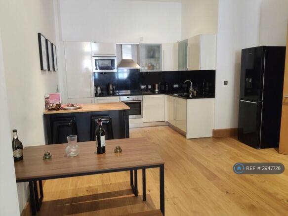 Kitchen/ Dining