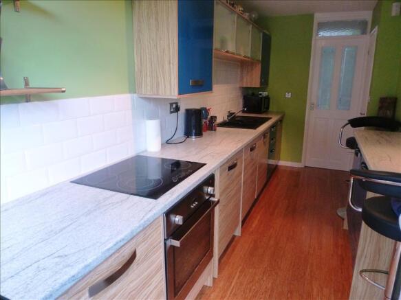 Photo 3