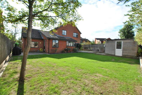 Croft Close, Wickhambrook, Newmarket, CB8 8YG