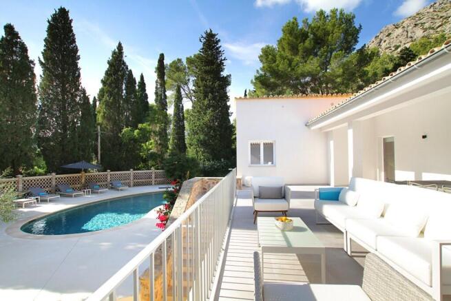 Terrace (1)