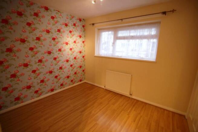 7 Temple Crescent 6.