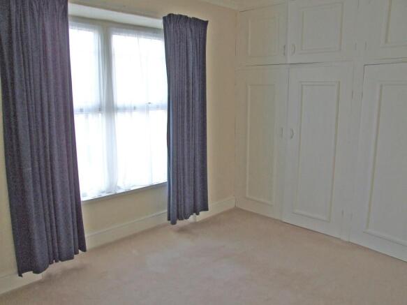 Master bed wardrobes