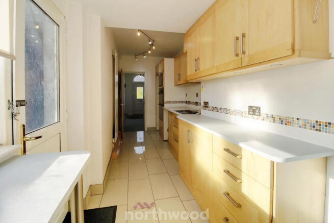3 bed Terraced for sale Image 10