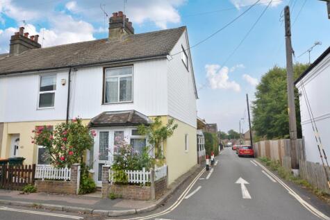 New Street, Three Bridges, RH10