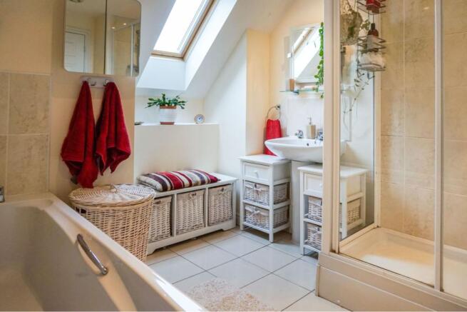Master En-suite