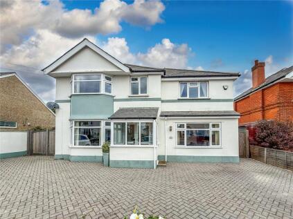 Kings Avenue, Christchurch, Dorset, BH23