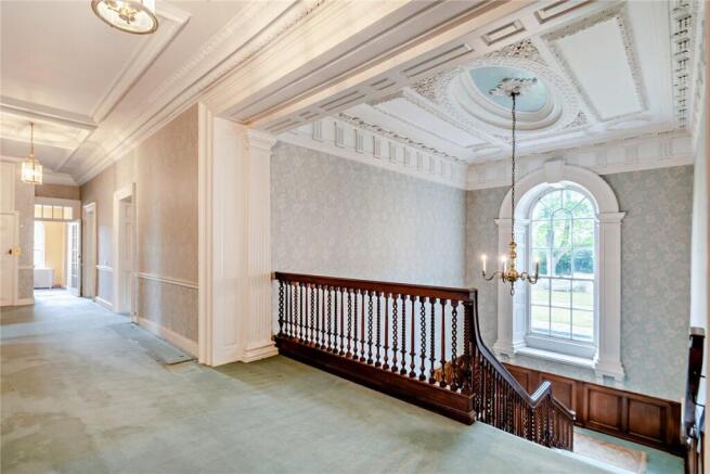 10 bed Detached for sale Image 11