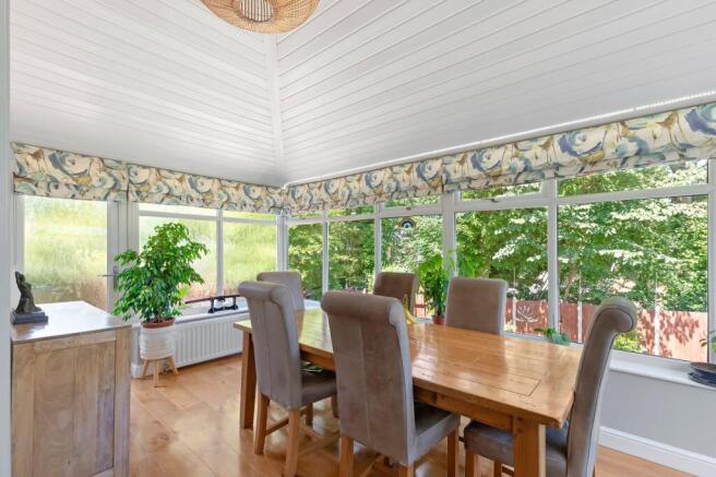 4 bed Detached for sale Image 5
