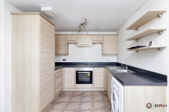 2 bed Apartment for sale Image 6