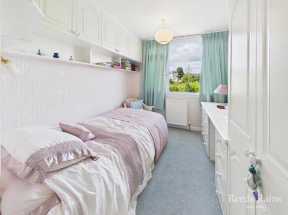 3 bed Semi-Detached for sale Image 6