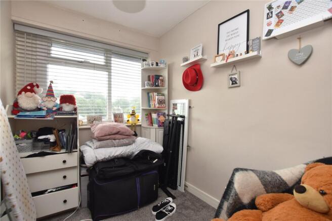 3 bed Town House for sale Image 11