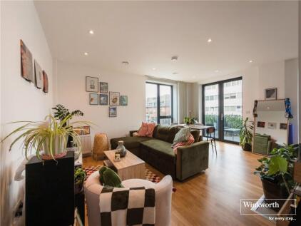 Station Approach, Ruislip, HA4