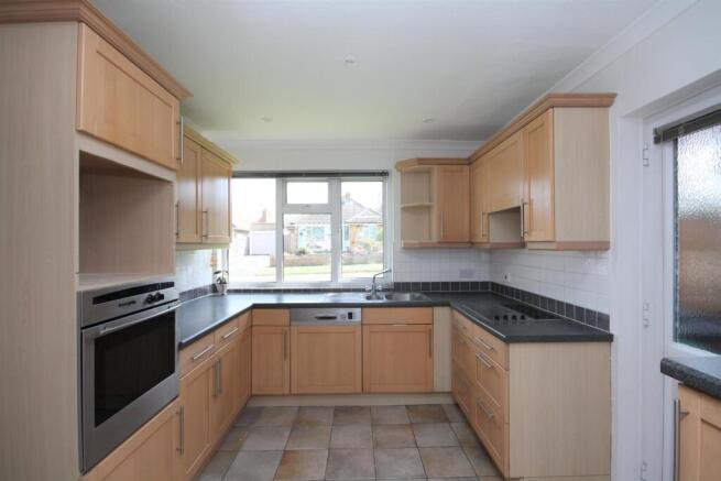 .kitchen new 2.JPG