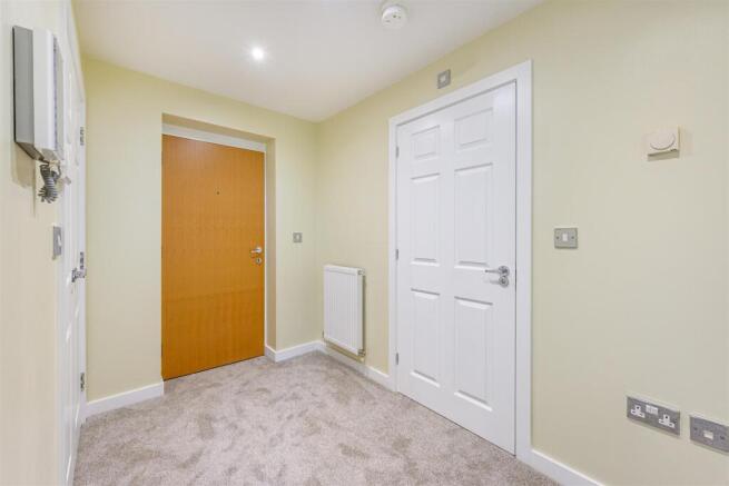 8552716-interior03.jpg