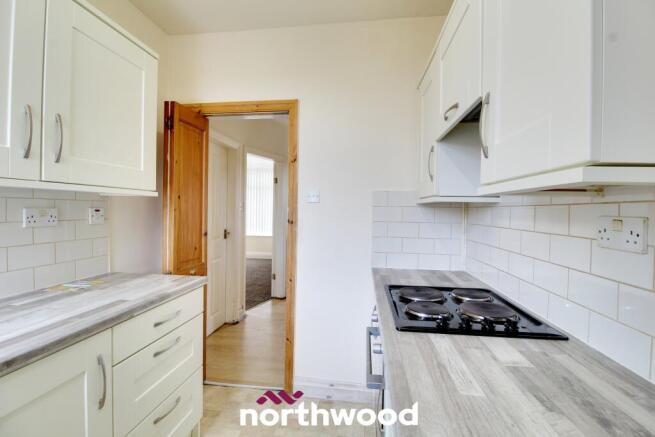 3 bed Semi-Detached to rent Image 9