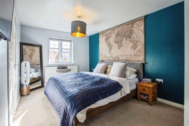 4 bed Detached for sale Image 11