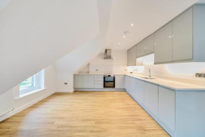 2 bed Flat to rent Image 4