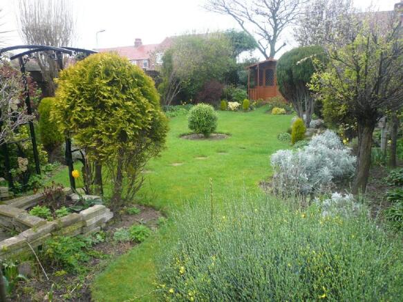 GARDEN  VIEW  2