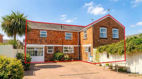 Southbank Road, Southport, PR8 6QL