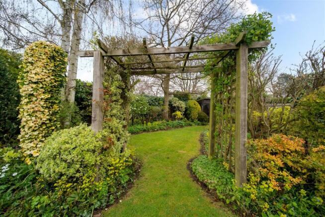 GARDEN