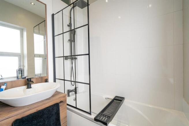 2 bed Terraced for sale Image 11