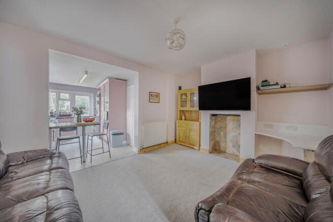 1368856-4-68f281d...