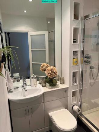 downstairs bathroom 