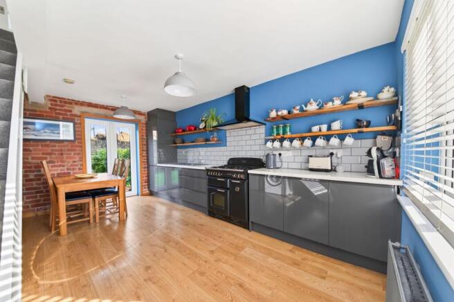 OPEN PLAN DINING KITCHEN