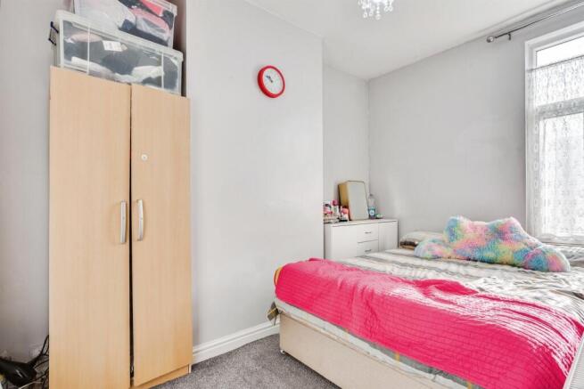 2 bed Terraced for sale Image 9