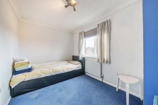 FOURTH DOUBLE BEDROOM