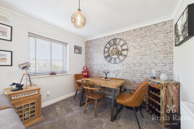 3 bed Bungalow for sale Image 8