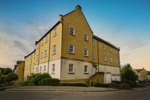 14, Flowers Yard, Chippenham SN15 3BN