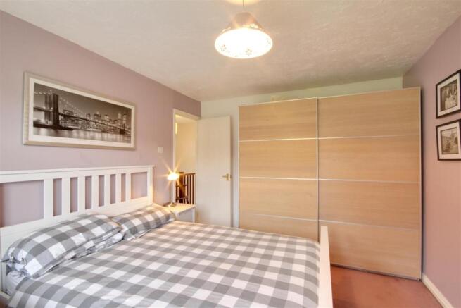 Rear left bed 1.jpg