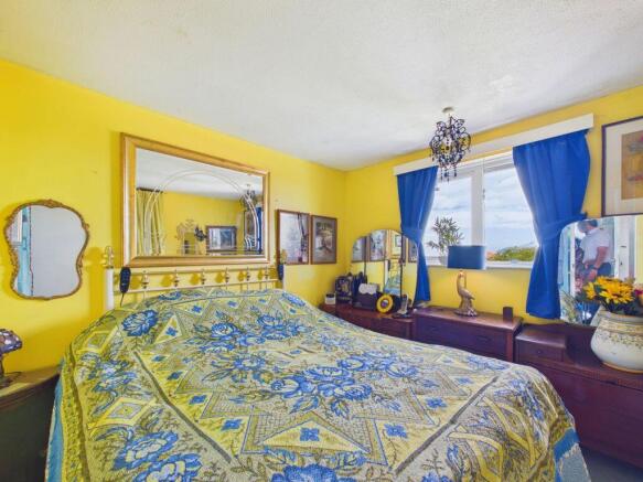 2 bed Terraced for sale Image 4