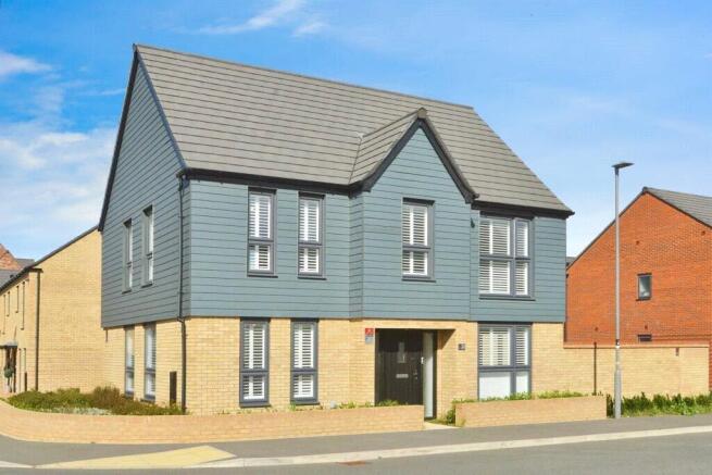 4-bed detached on Harris Way, Glebe Farm, Milton Keynes, Buckinghamshire, MK17, £575,000