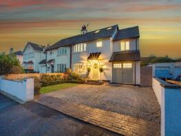 Oaklea, The Avenue, Collingham, Wetherby LS22 5BU