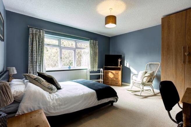 BEDROOM 2 FRONT