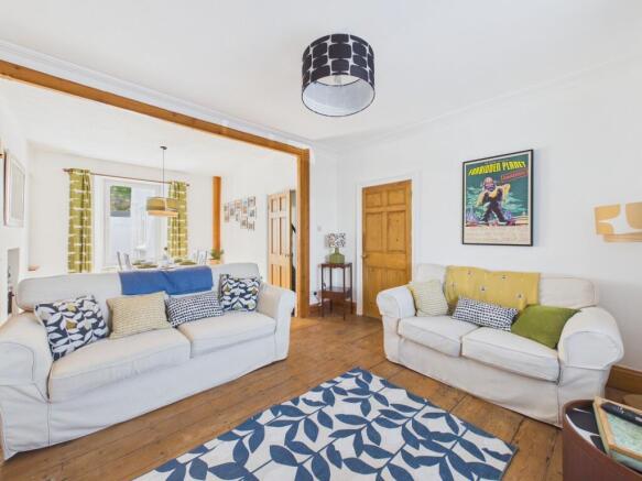Living/Dining area