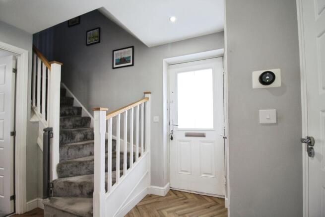 3 bed Semi-Detached for sale Image 8