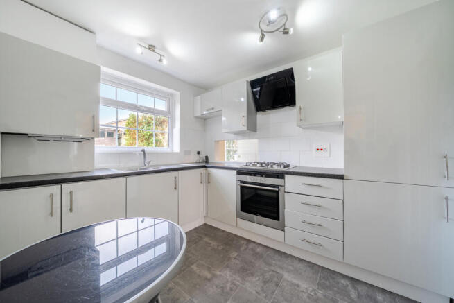 1393202-19-69400b...