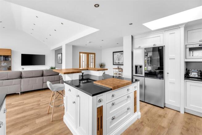 LIVING DINING KITCHEN