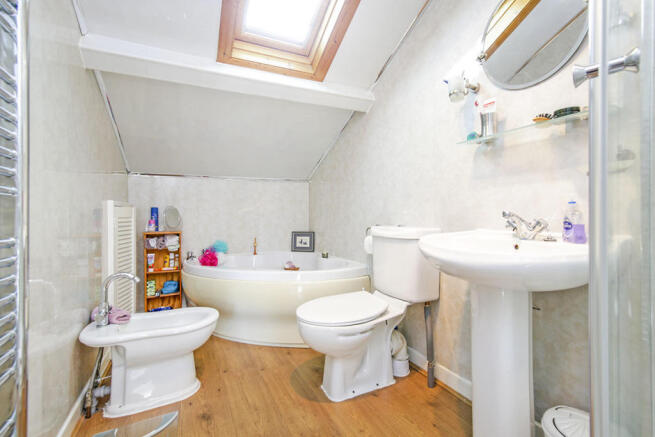 Bathroom / WC