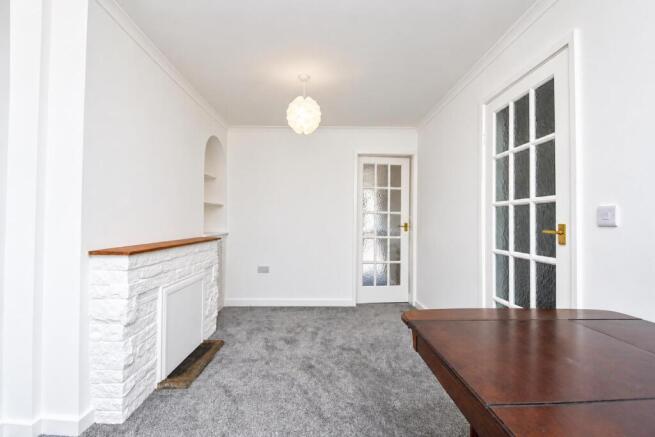 2 bed Terraced Bungalow to rent Image 5