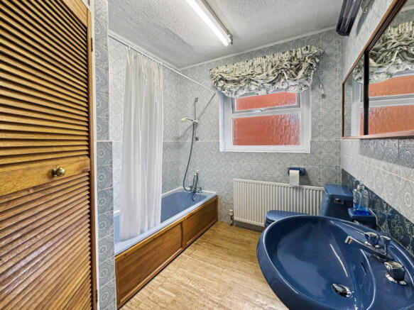 2 bed Detached Bungalow for sale Image 11