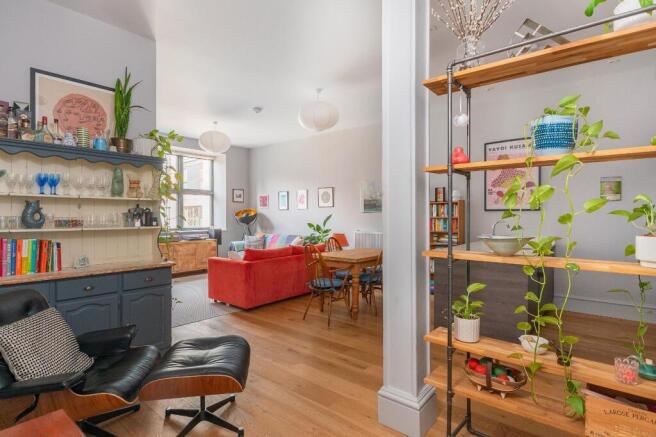 1C1HBR - Reception G.jpg