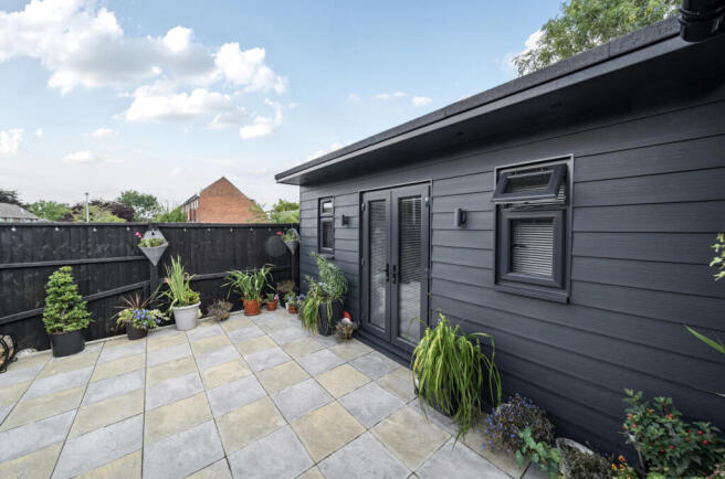 1329431-17-687e21...